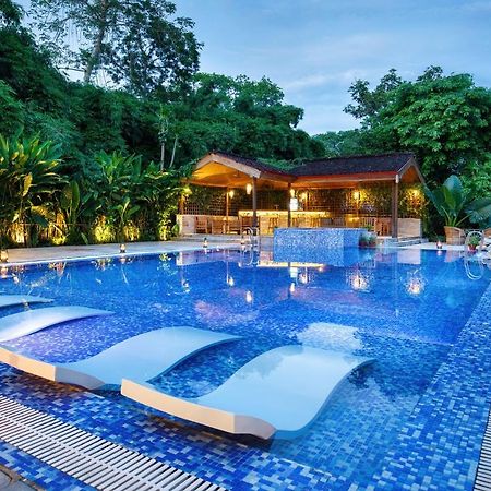 Green Mansions Jungle Resort Sauraha Ngoại thất bức ảnh