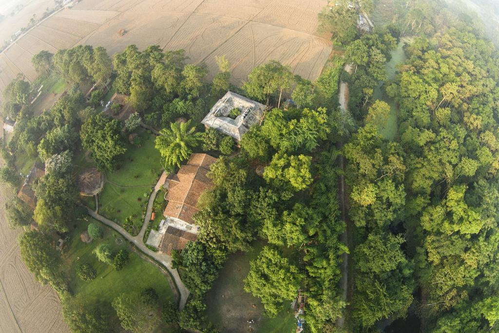 Green Mansions Jungle Resort Sauraha Ngoại thất bức ảnh